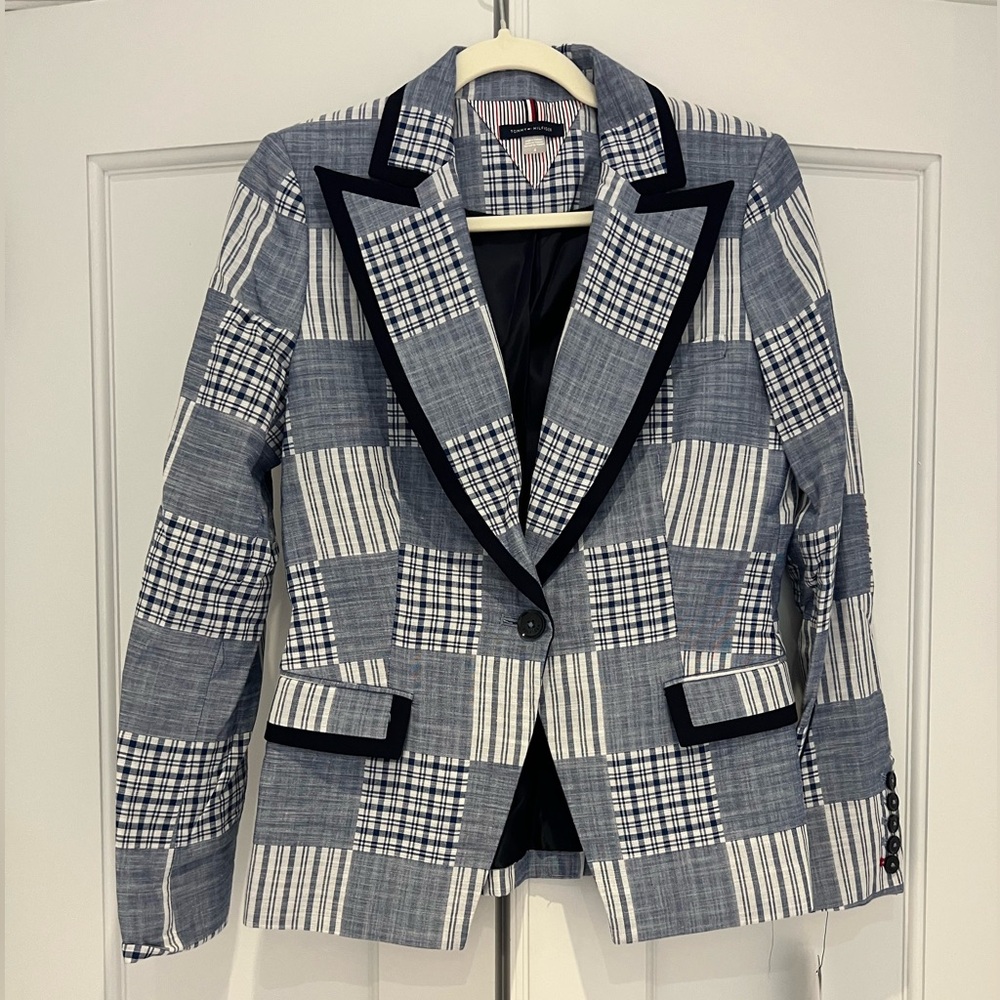 Patchwork Plaid Blazer in Navy and White